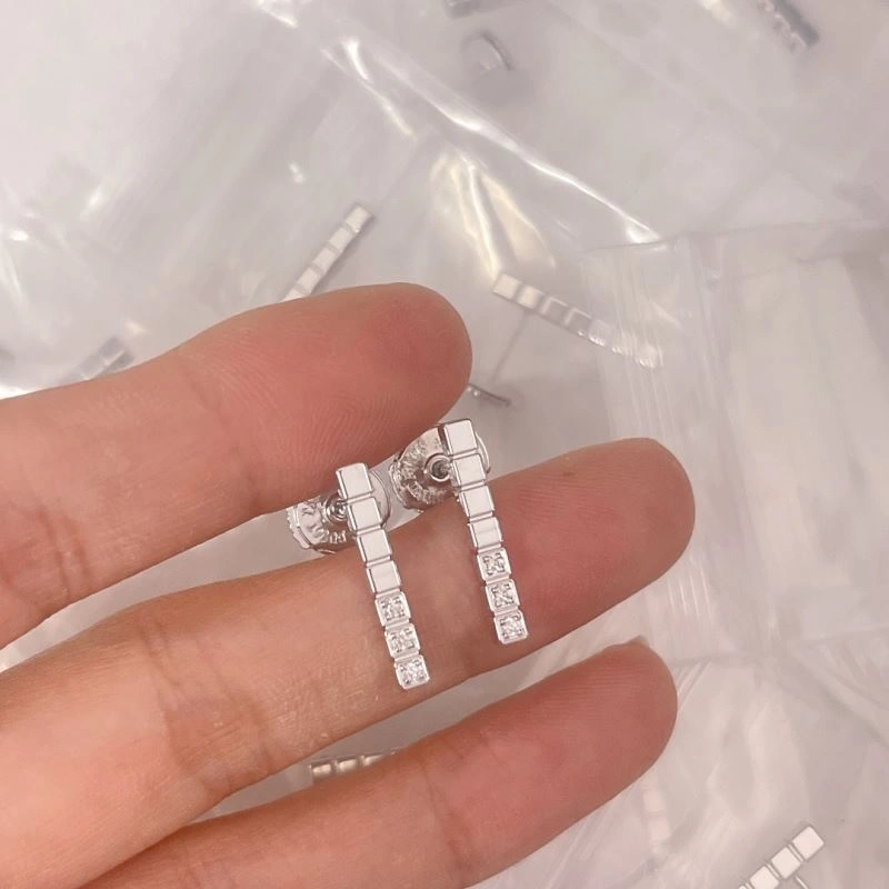 Bold Chopard Earrings 212654