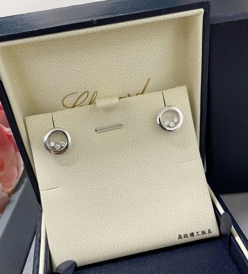 Bold Chopard Earrings 212266