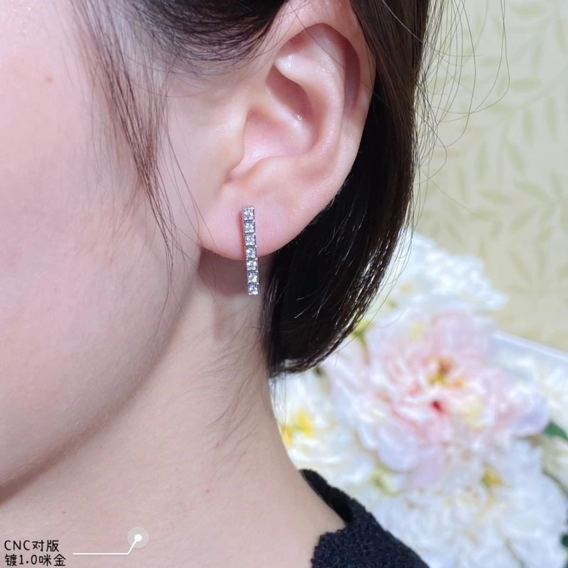 Trendsetting Chopard Earrings 210867