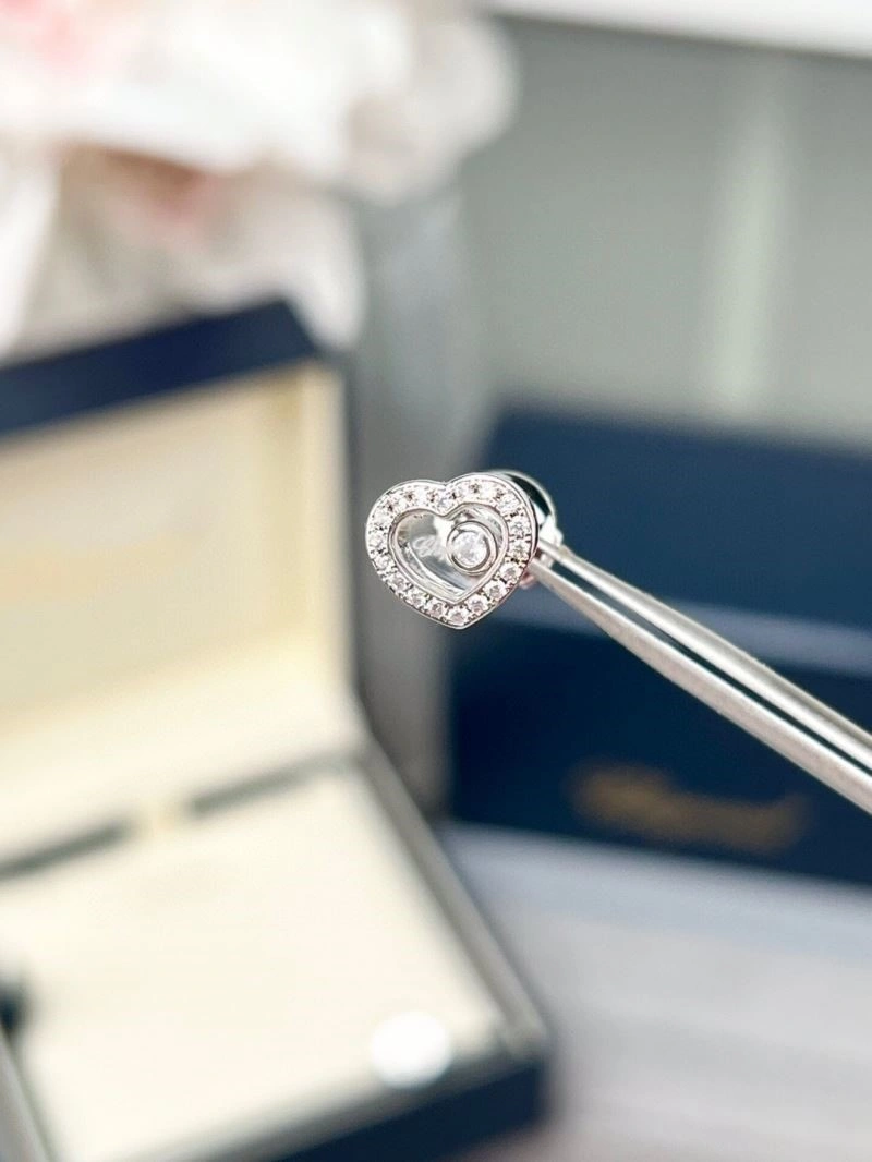 Chopard Earrings Minimalist 210843