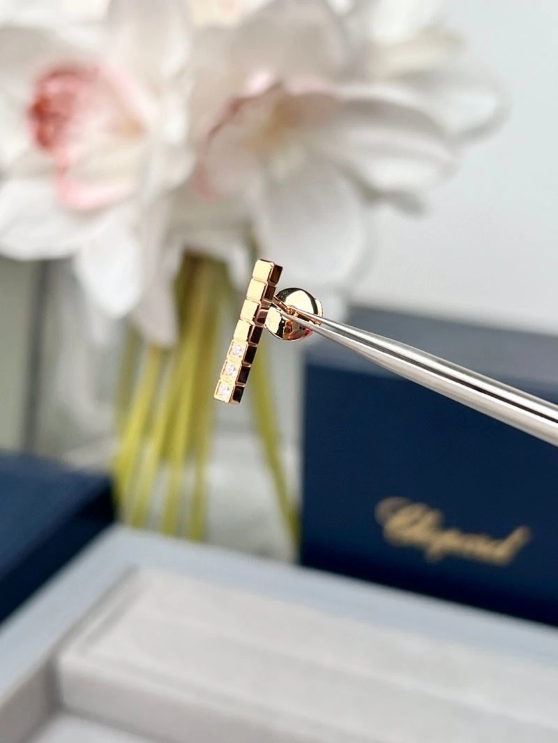 ComfortFit Chopard Earrings 210838