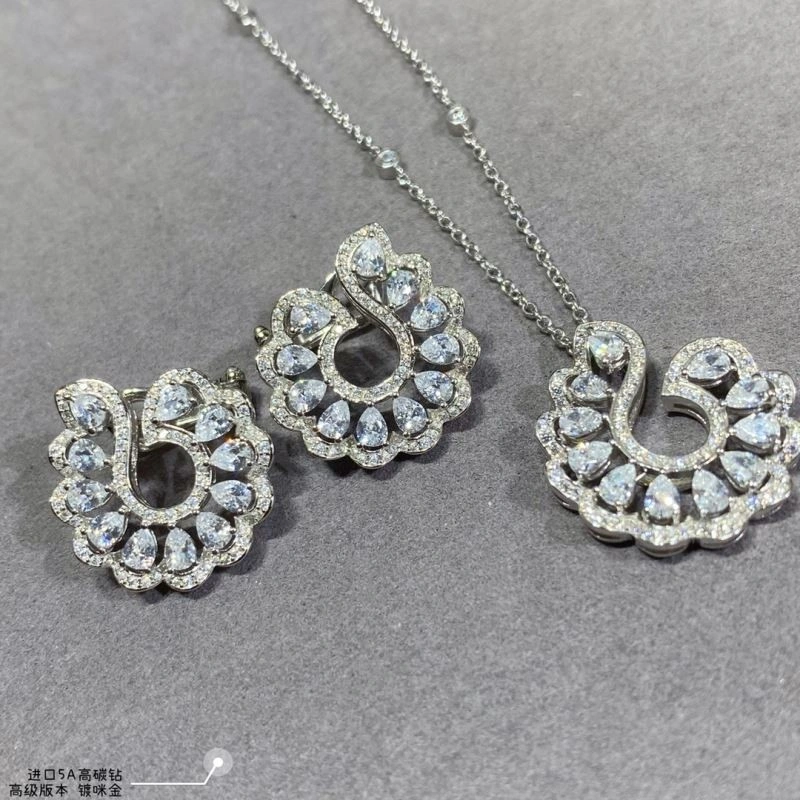Reliable Chopard Earrings 209940