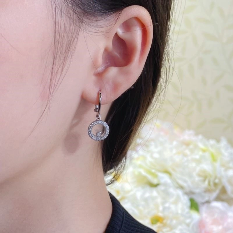 Flexible Chopard Earrings 209422
