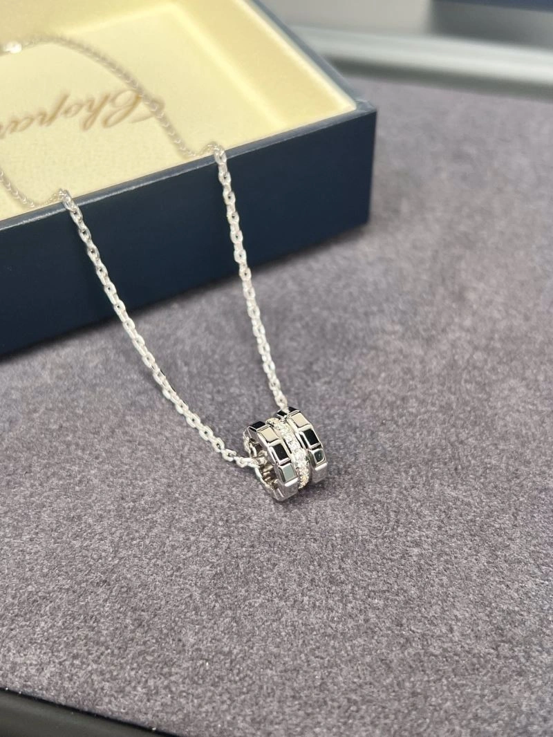 Chopard Necklaces Snug 212652