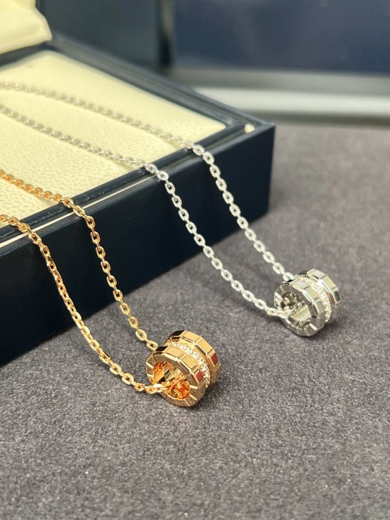 Chopard Necklaces Snug 212652