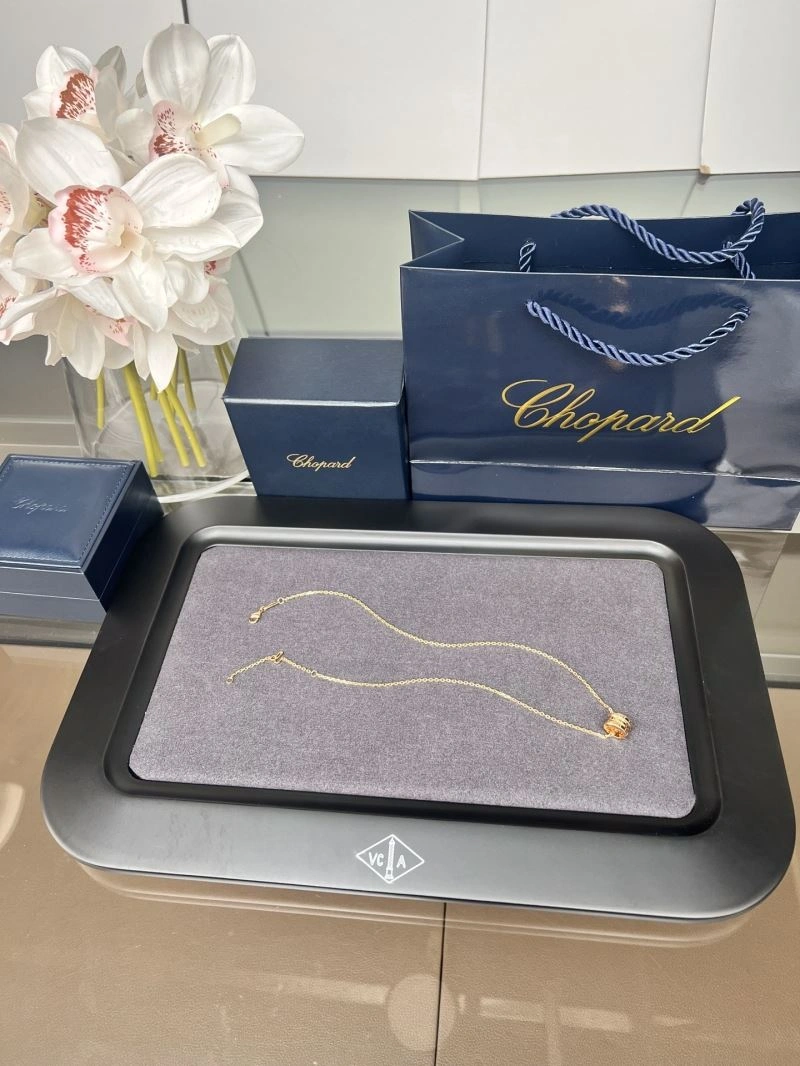 Stylish Chopard Necklaces 212649