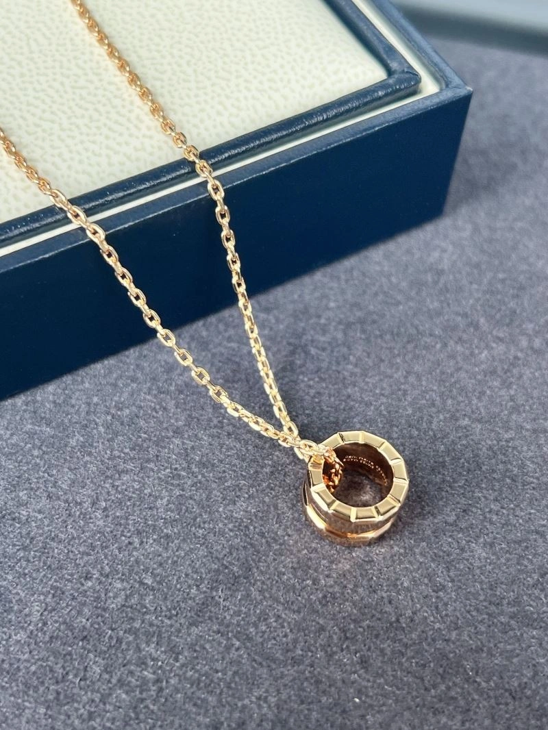 Stylish Chopard Necklaces 212649