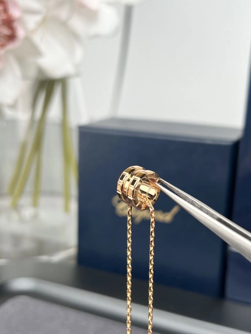 Stylish Chopard Necklaces 212649