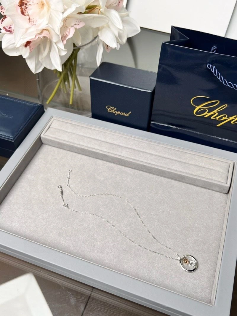 Chopard Necklaces EyeCatching 210830