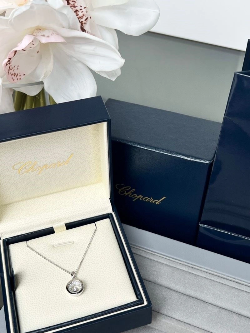 Tailored Chopard Necklaces 210834