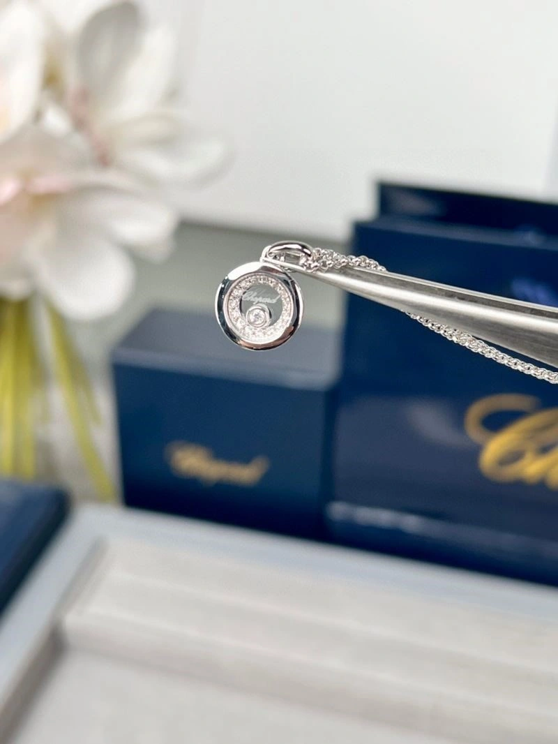 Tailored Chopard Necklaces 210834