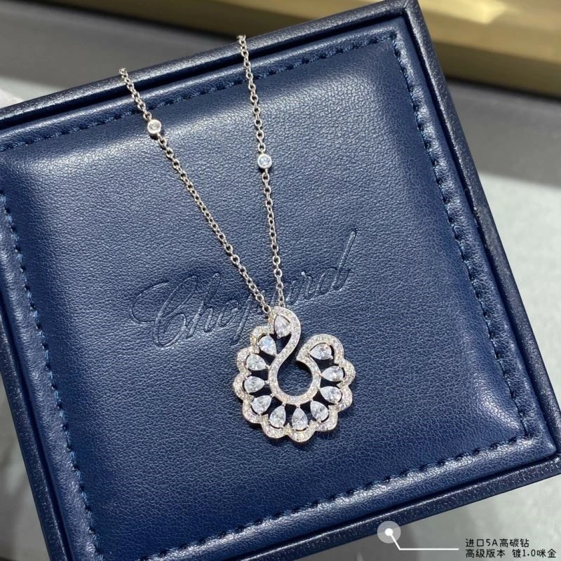Chopard Necklaces Sophisticated 209944