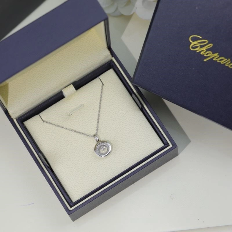 Breathable Chopard Necklaces 209386