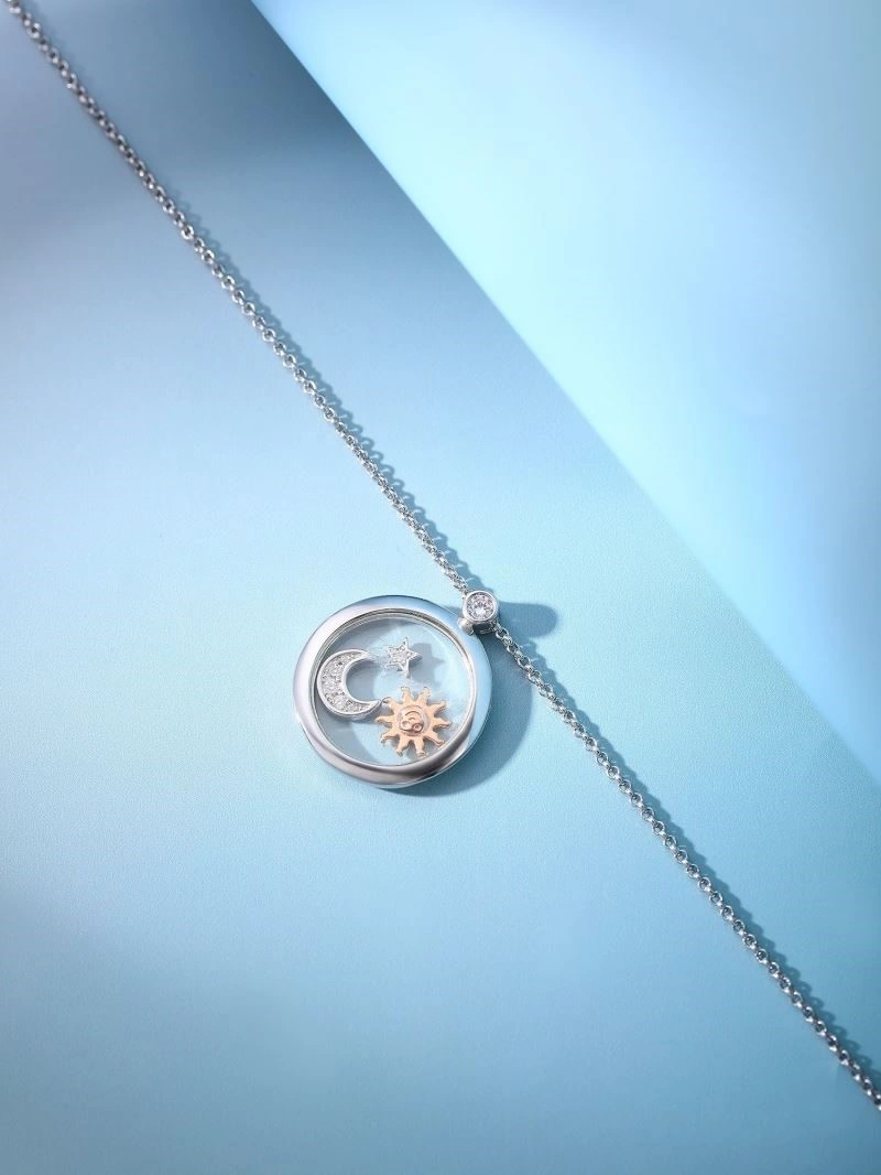 SoftTouch Chopard Necklaces 209392