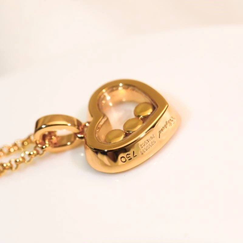 Trendsetting Chopard Necklaces 209394