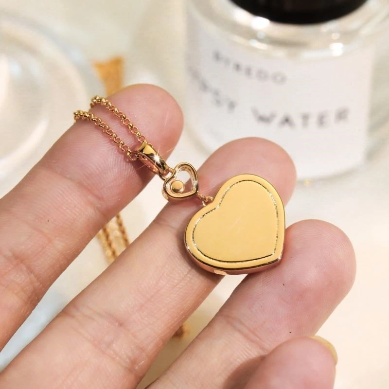 Supportive Chopard Necklaces 209411