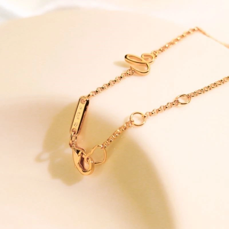 Supportive Chopard Necklaces 209411