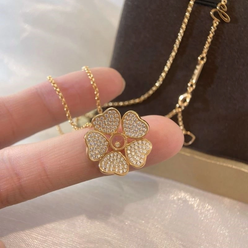 Attractive Chopard Necklaces 209412