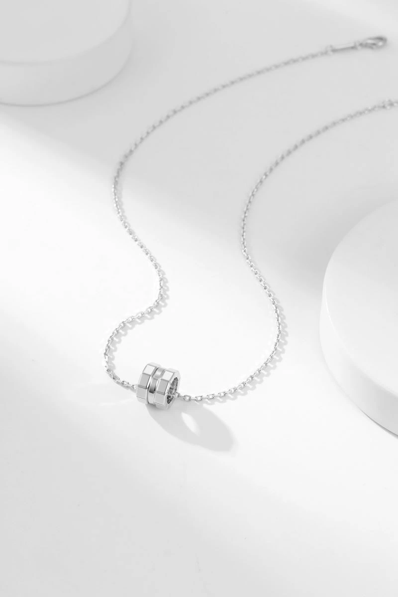 WrinkleFree Chopard Necklaces 209396