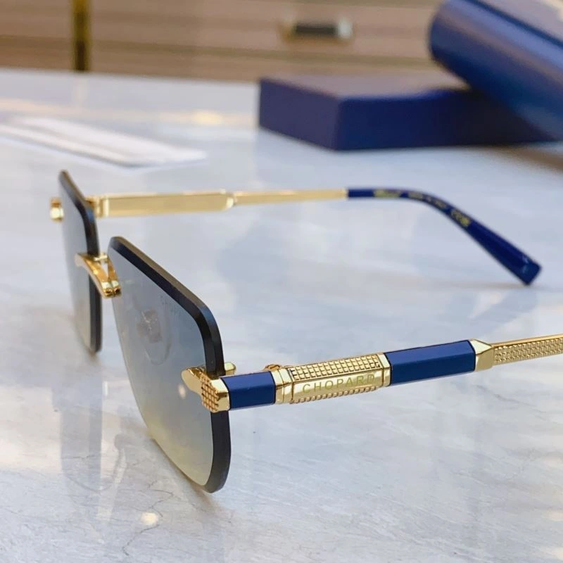 Minimalist Chopard Sunglasses 278639