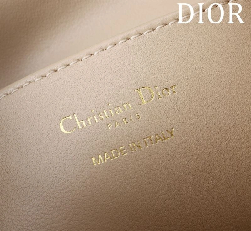 Vibrant Christian Dior Backpacks 64098