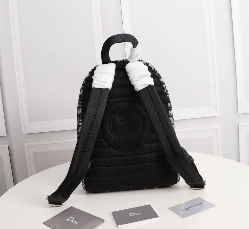 Christian Dior Backpacks Resilient 74334
