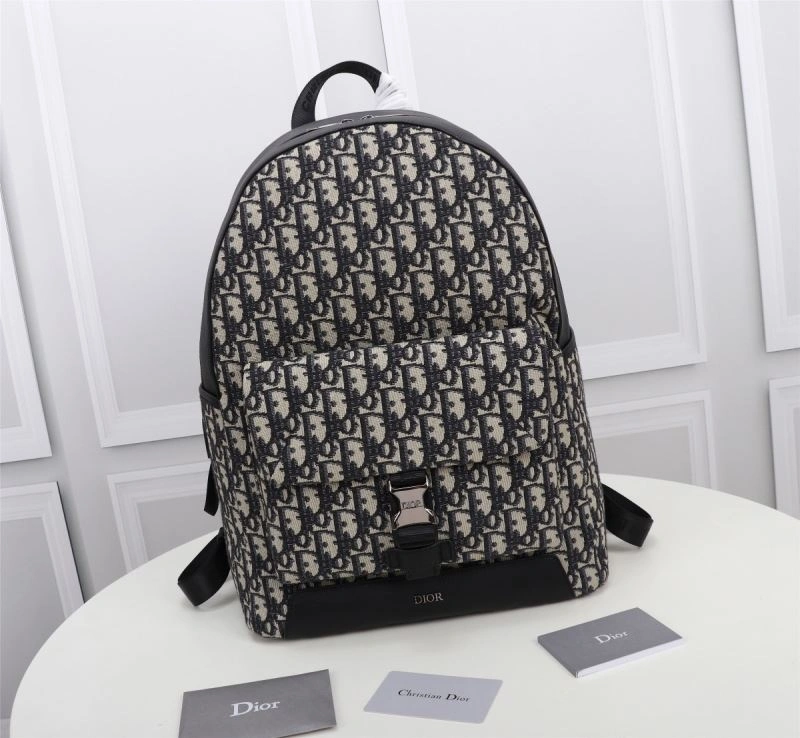 Vibrant Christian Dior Backpacks 74285