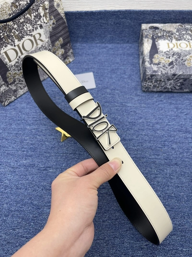 Effortless Christian Dior Belts 284752