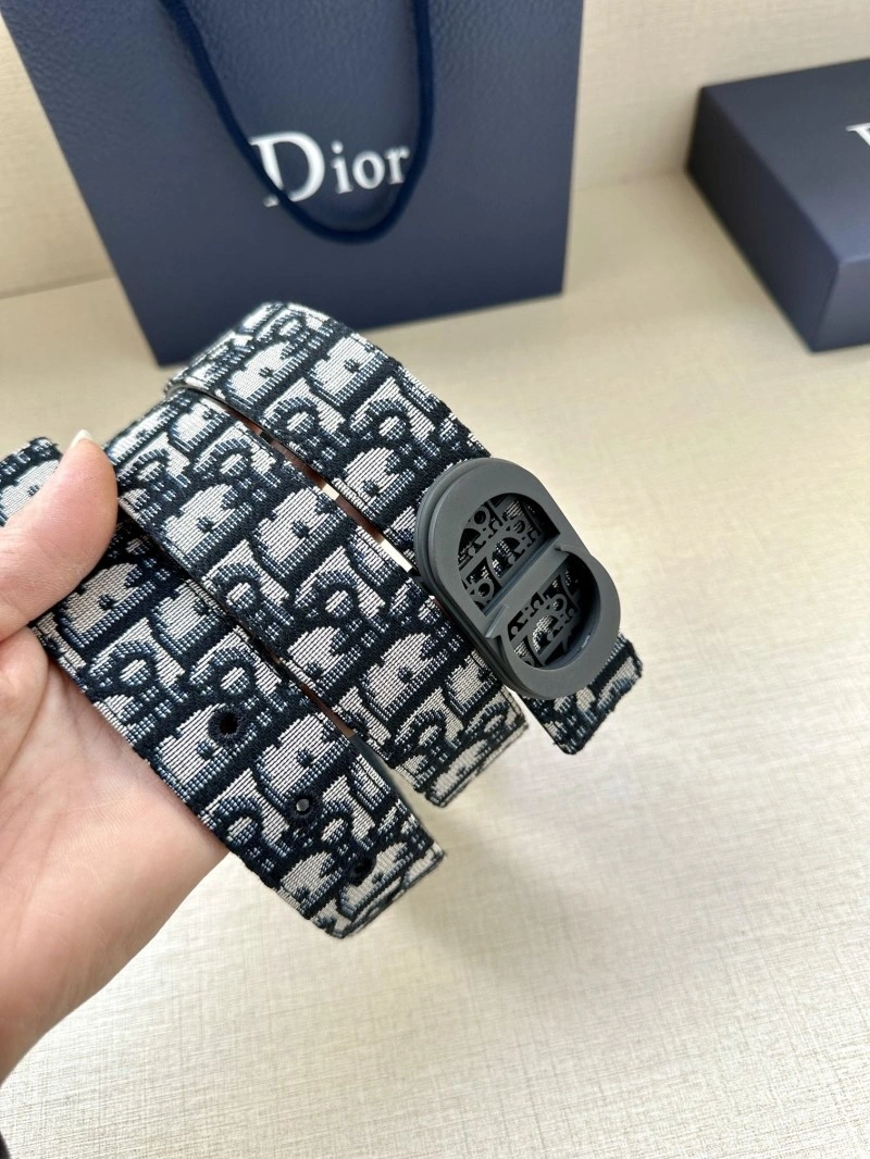 Sleek Christian Dior Belts 285193