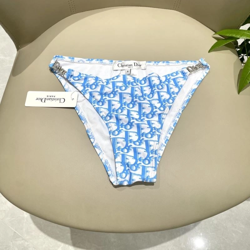 Effortless Christian Dior Bikins 255893