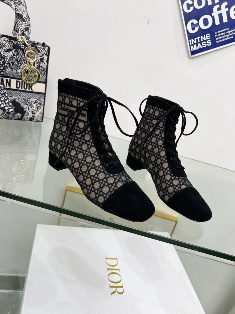 SmoothTexture Christian Dior Boots 22590