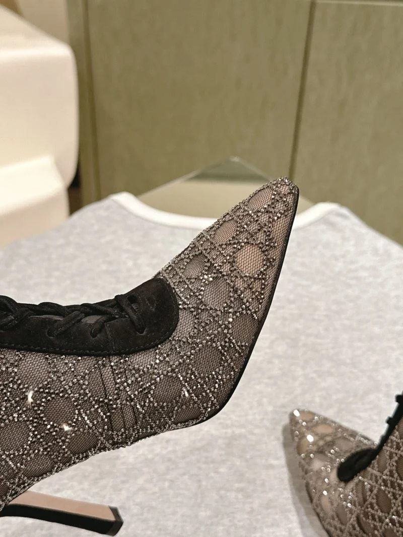 Contemporary Christian Dior Boots 21048