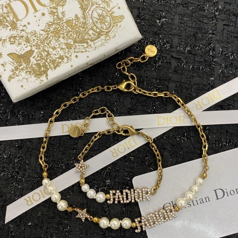 Christian Dior Bracelets MoistureWicking 236132