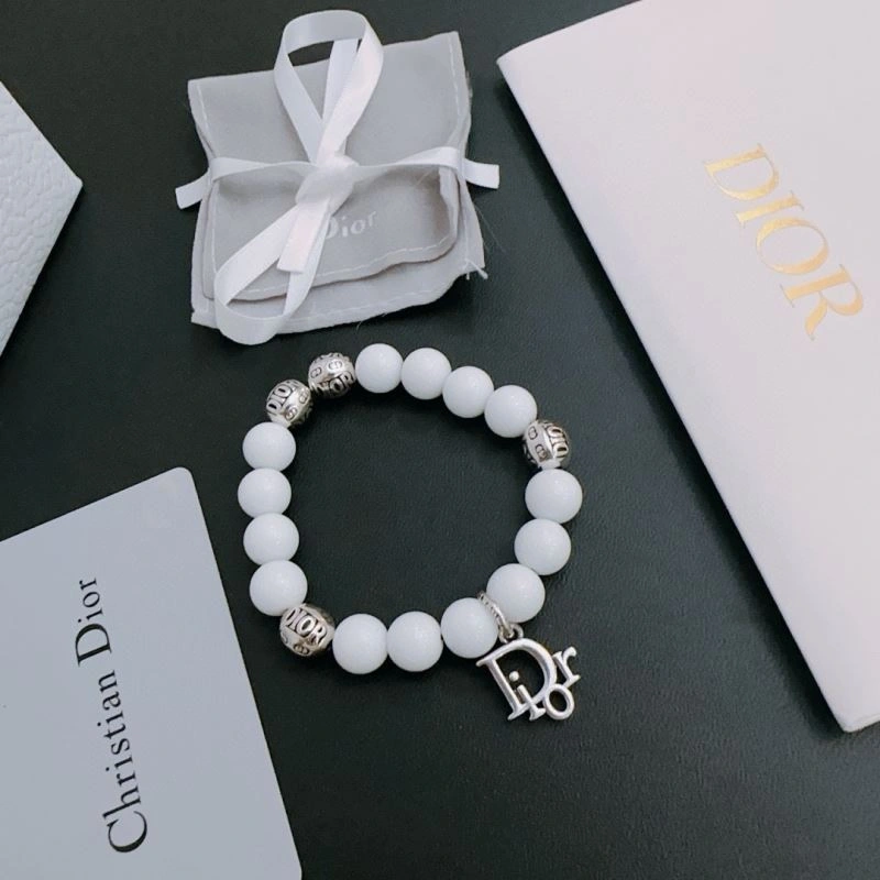Effortless Christian Dior Bracelets 235861