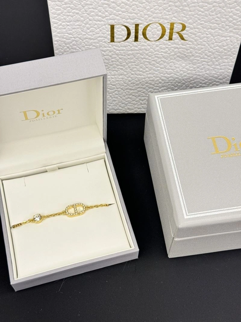 Functional Christian Dior Bracelets 236366