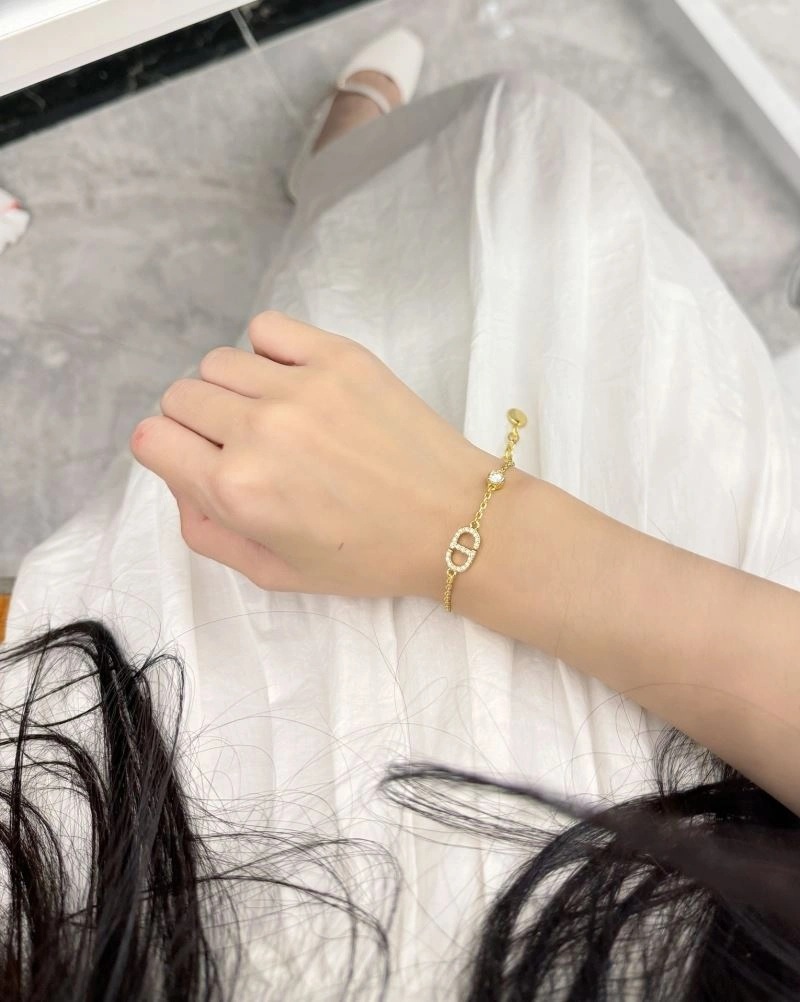 Functional Christian Dior Bracelets 236366