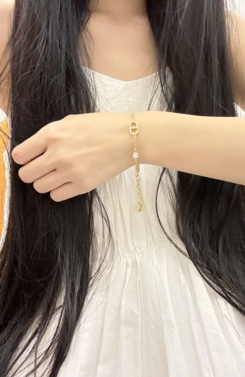 Functional Christian Dior Bracelets 236366