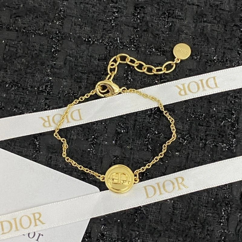 Comfortable Christian Dior Bracelets 236216