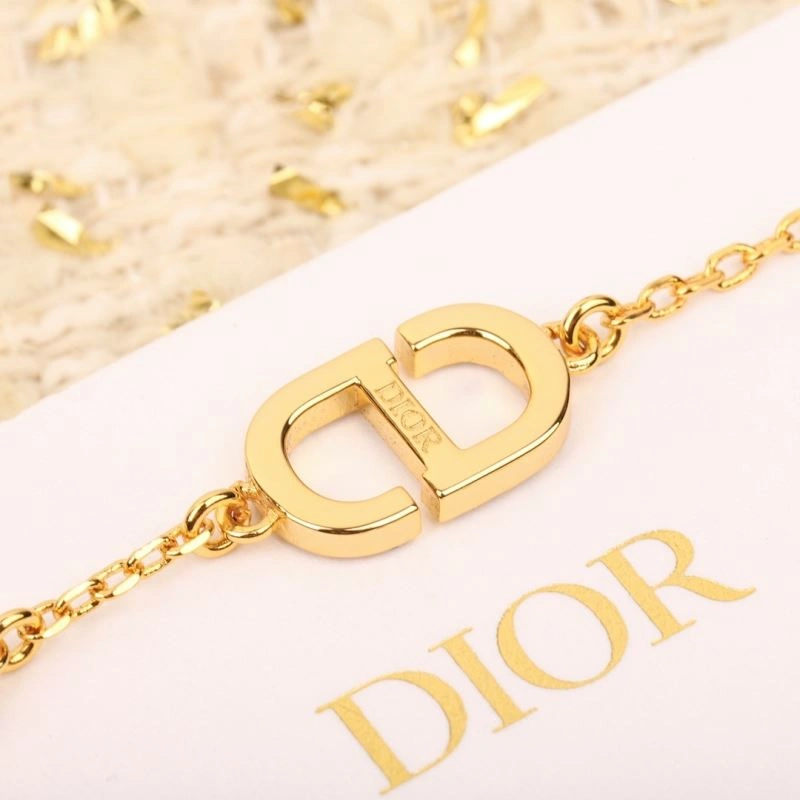 Snug Christian Dior Bracelets 236213