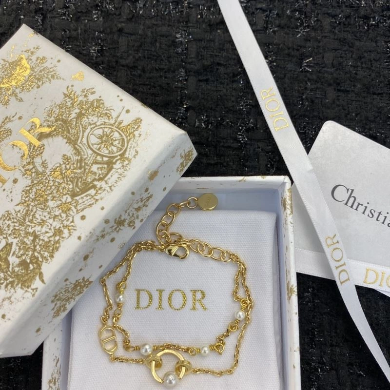 Popular Christian Dior Bracelets 236222