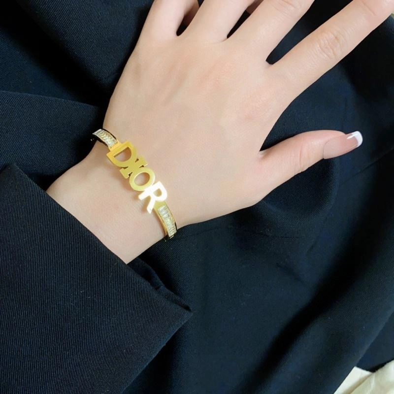 Christian Dior Bracelets AllSeason 236201