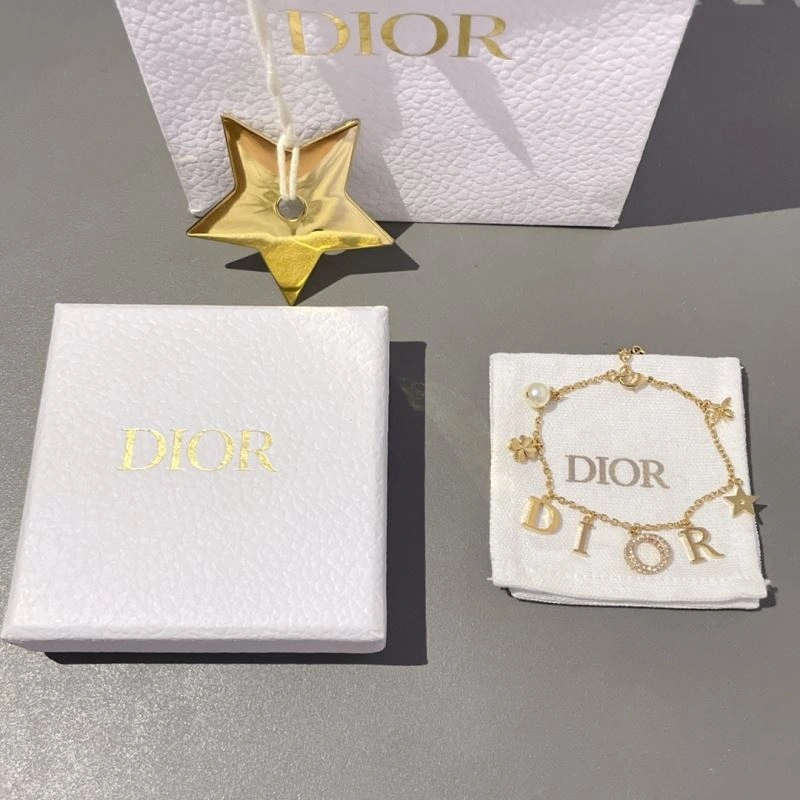 Comfortable Christian Dior Bracelets 235678