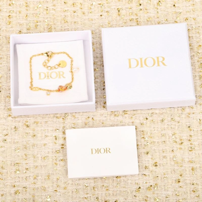 Packable Christian Dior Bracelets 235752
