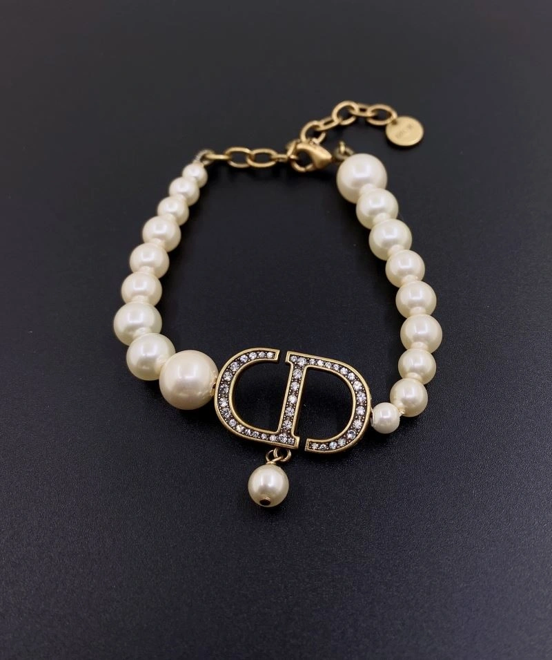 Functional Christian Dior Bracelets 235398