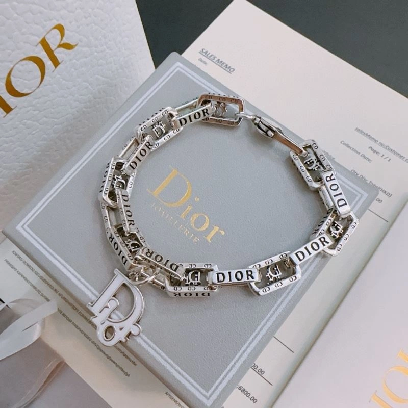 Soft Christian Dior Bracelets 235391