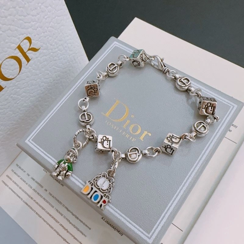 Trendsetting Christian Dior Bracelets 235356