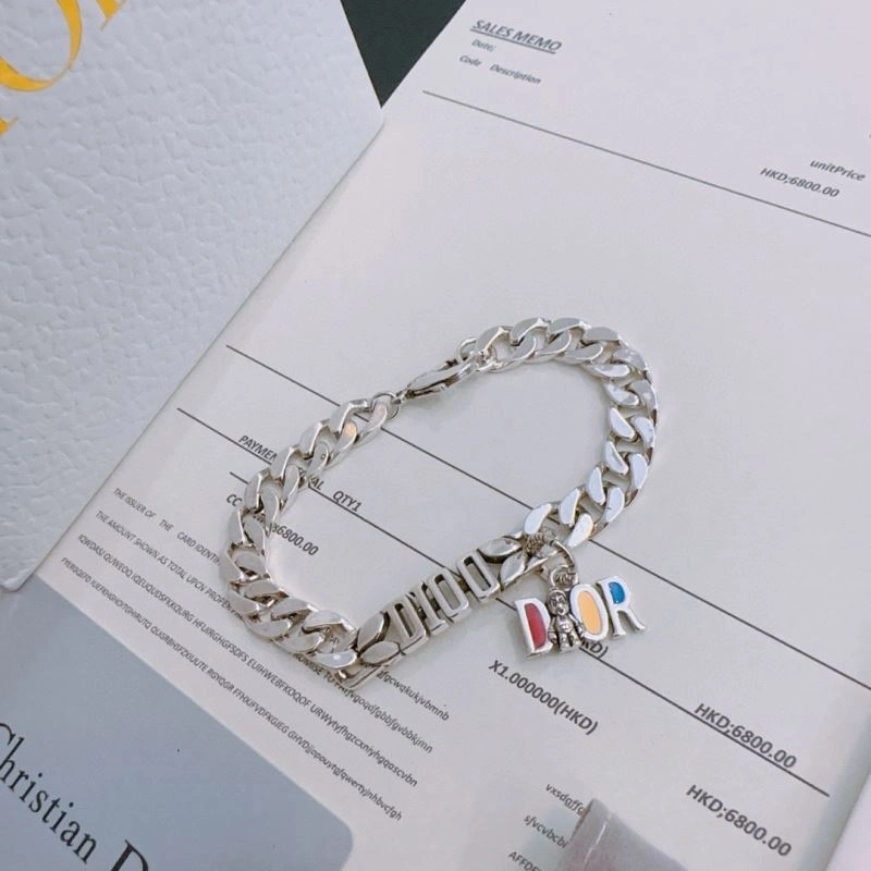 Timeless Christian Dior Bracelets 235363