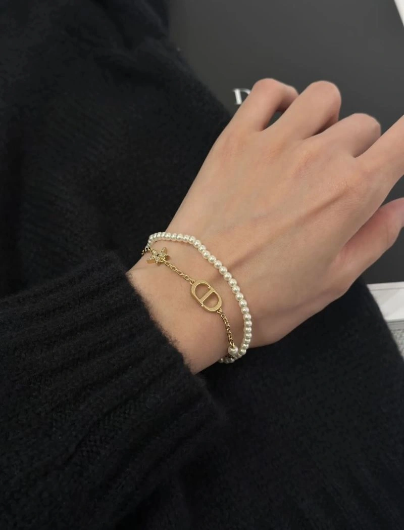 Vibrant Christian Dior Bracelets 235165