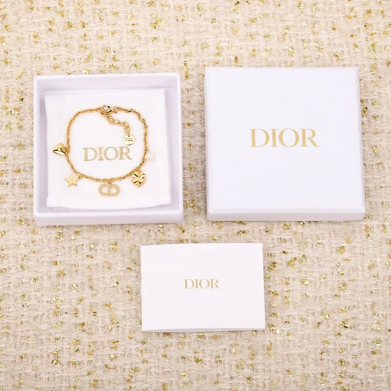 HighPerformance Christian Dior Bracelets 234640