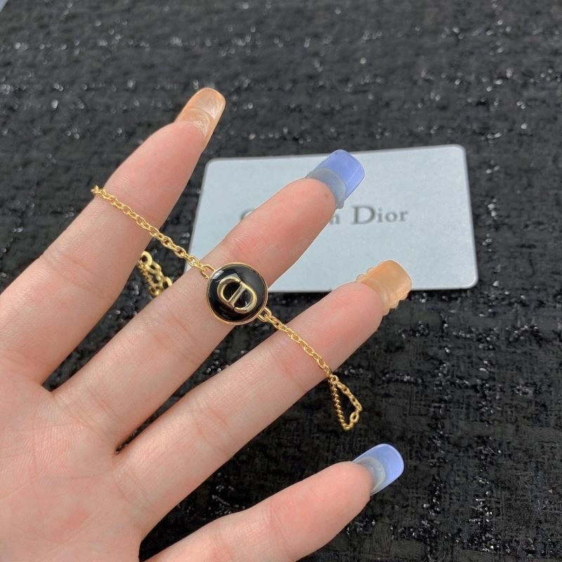Versatile Christian Dior Bracelets 234668